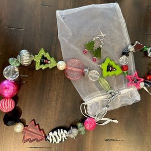 CHRISTMAS NECKLACE BRACELET & EARRINGS